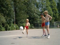 0DIA 1985 RAVA PUPS 1